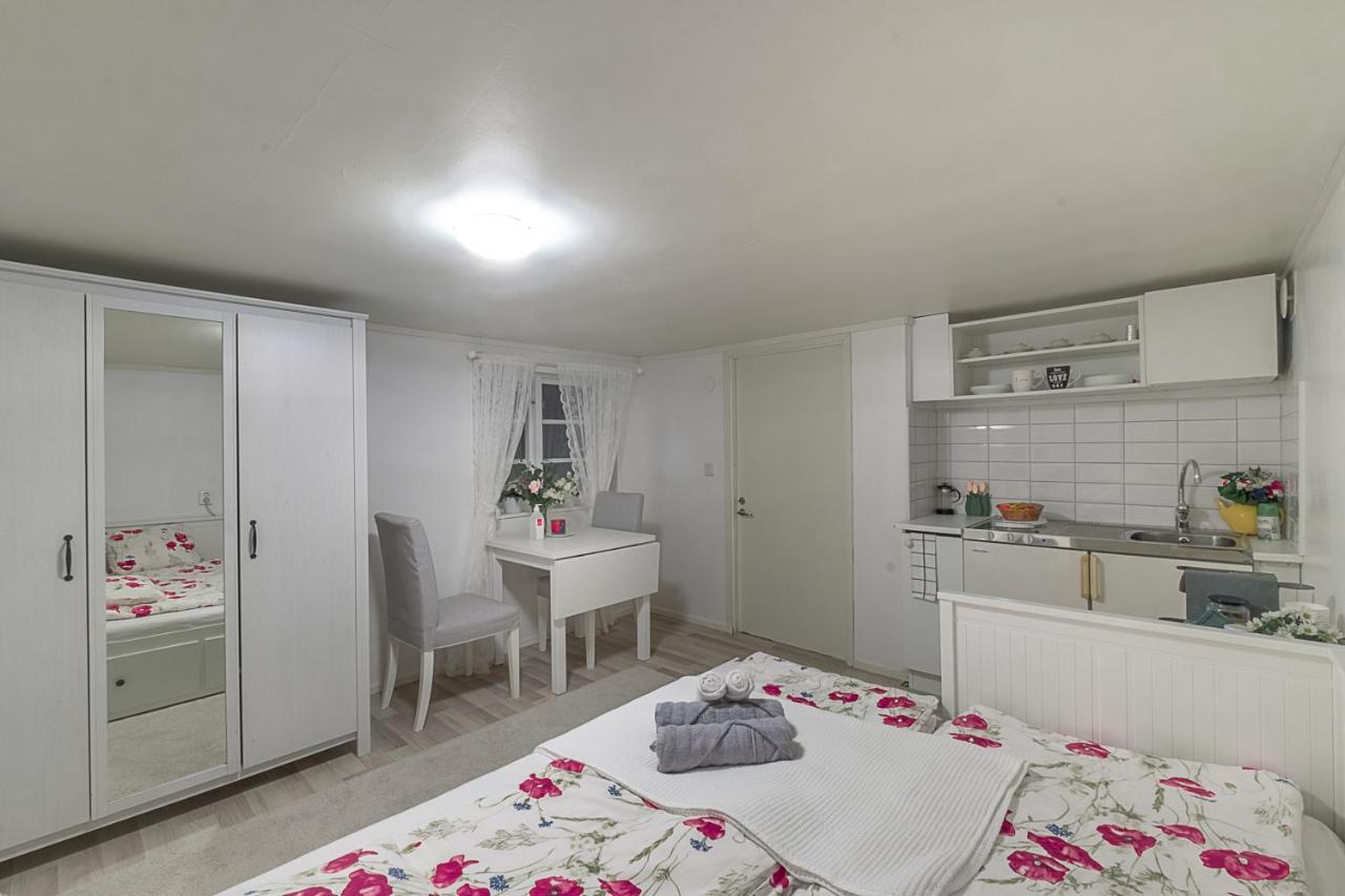 Vila Skogsstuga I Bassholma Munka-Ljungby Exteriér fotografie